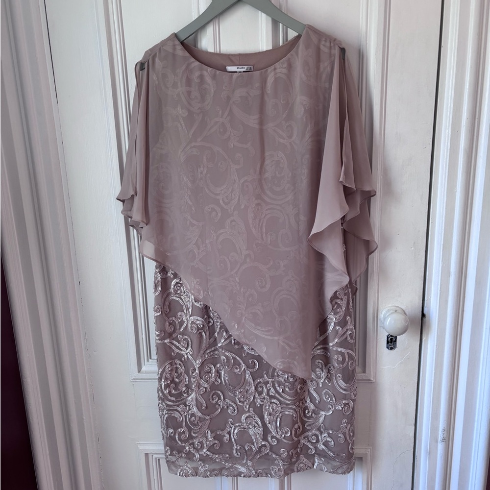 Studio One NY Women’s Fitted Scarf Overlay Cream Ribbon Dress Size 16